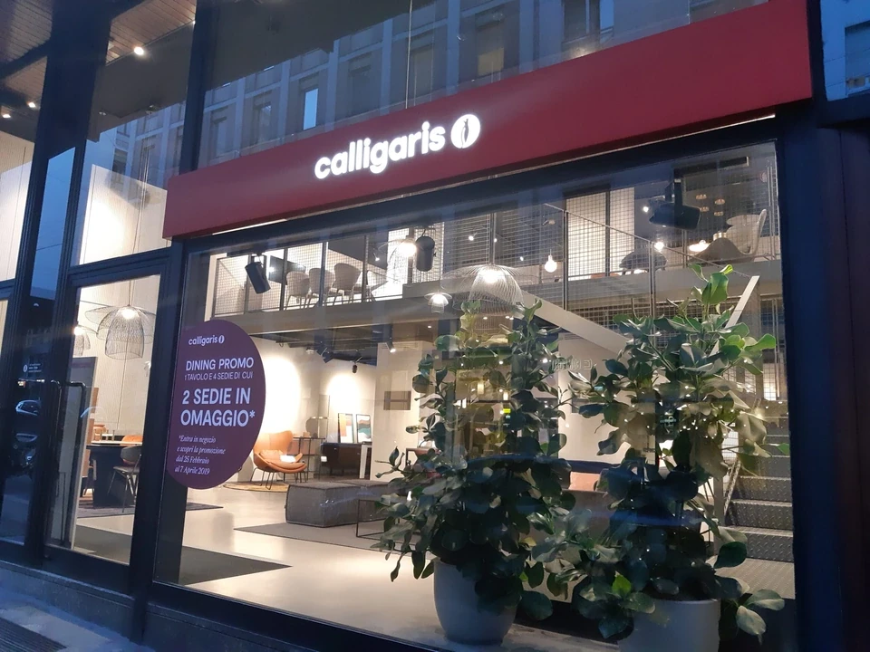 Calligaris Via Minghetti · Milano