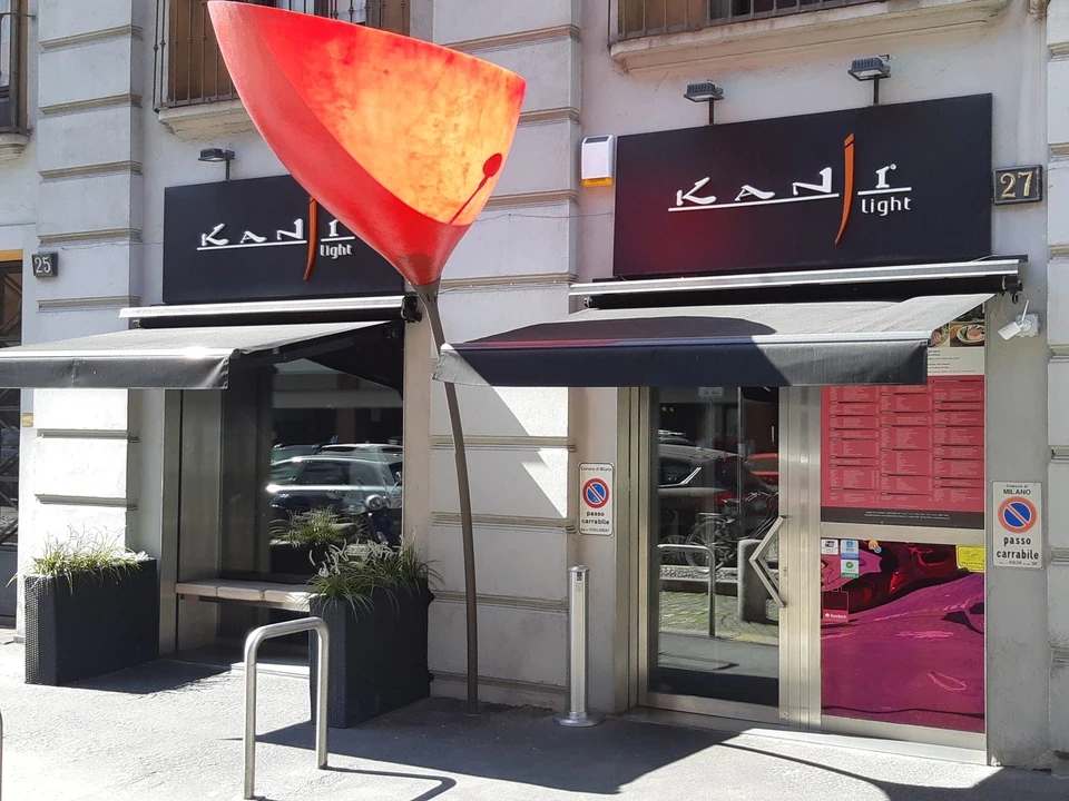 Kanji Light Via San Marco · Milano